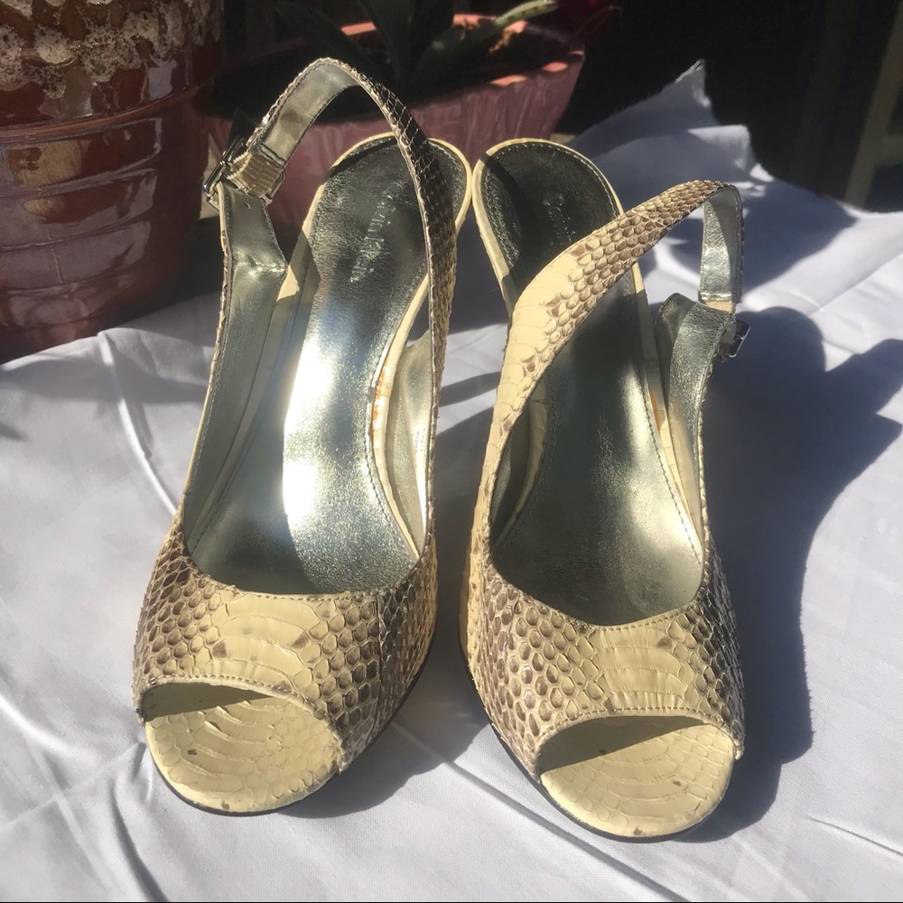 🛍Gorgeous Calvin Klein Genuine Leather Snakeskin Peeptoe Heels 6.5